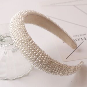 Elegant Pearl-Embellished Headband